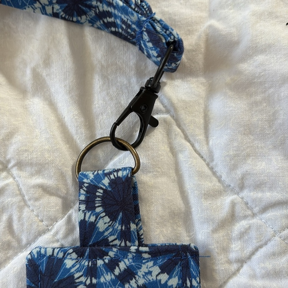 Great Teacher 🎁 Blue Patterned Lanyard/pen holder with ID Holder - Picture 3 of 3